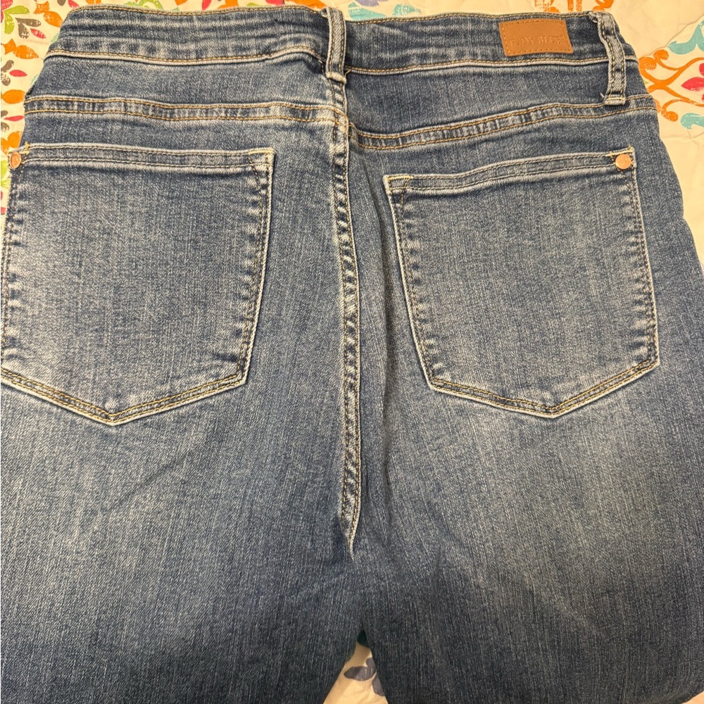 Judy Blue High Rise Medium Wash Jeans